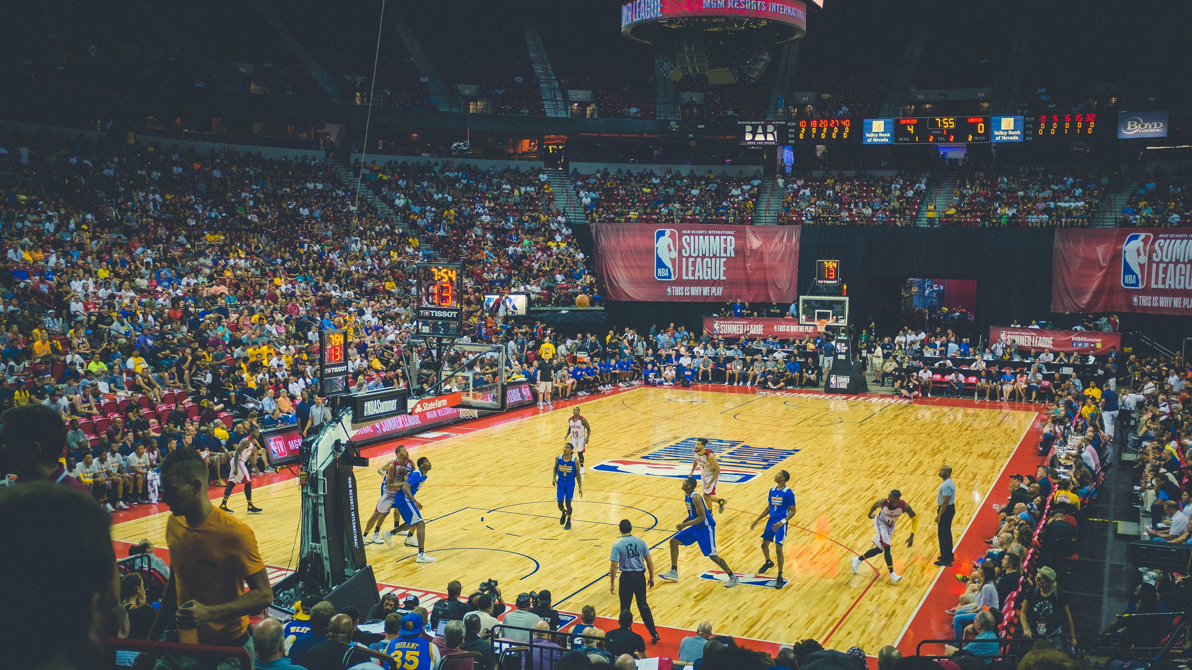 查尔莫斯领跑100自预赛,查尔莫斯防守怎么样