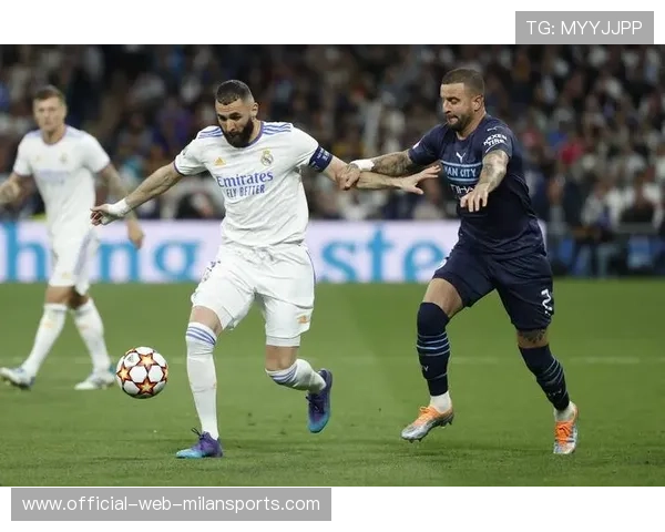 欧洲足球：皇马逆转晋级，争夺冠军激烈进行！，皇马欧洲冠军联赛